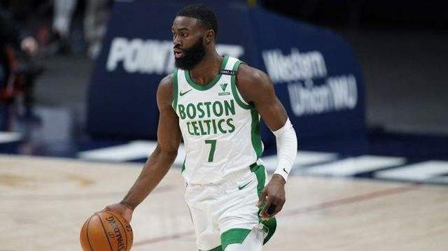  杰伦布朗高效砍下三双，凯尔特人轻取活塞豪取五连胜